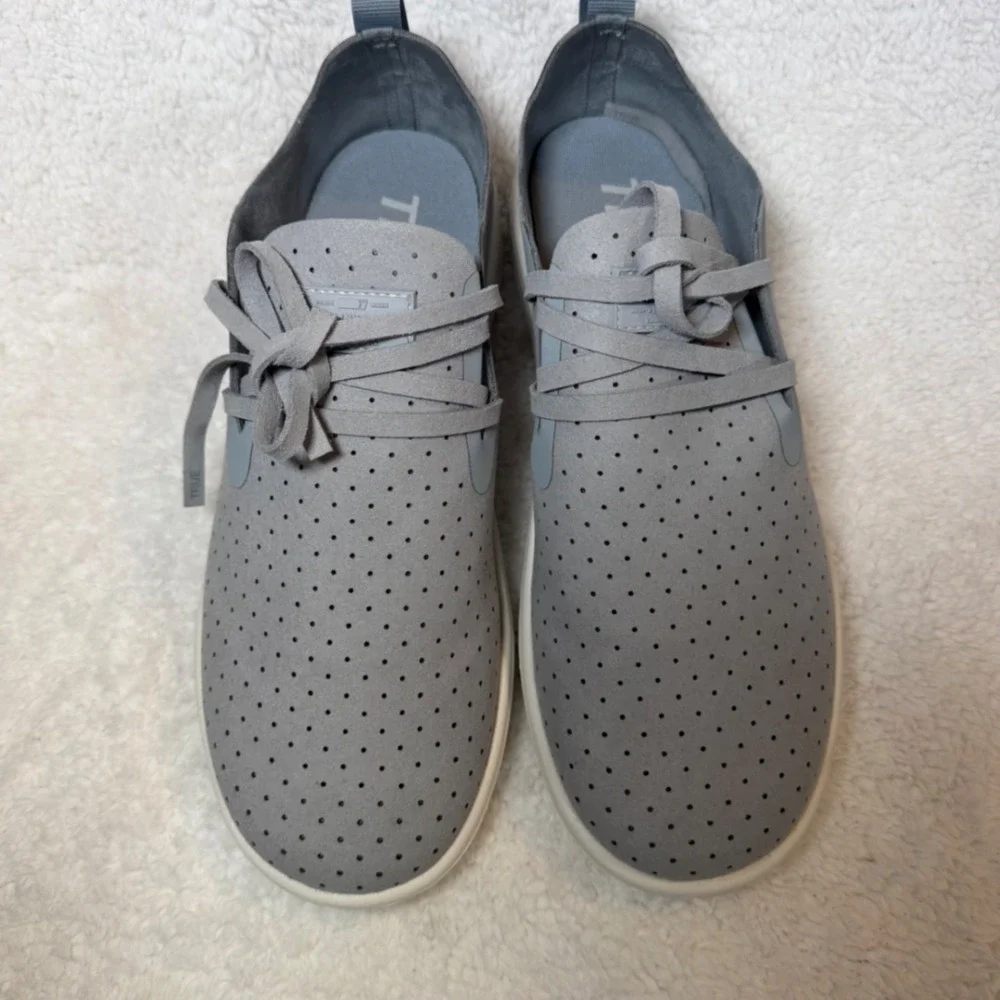 True Linkswear Lux Knit Grey Golf Shoes Mens Low‎ Top Sneakers Perforated Size 9
